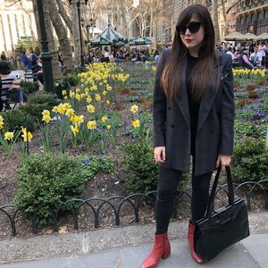 Meet your Posher, Coral